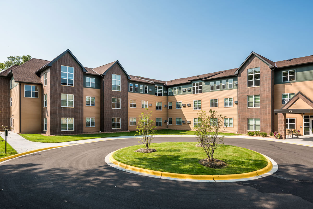 Hillcrest Pointe Senior Living Inver Grove Heights MN