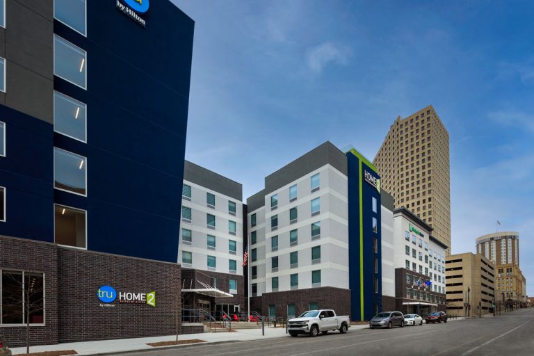 Home2 & tru hotel